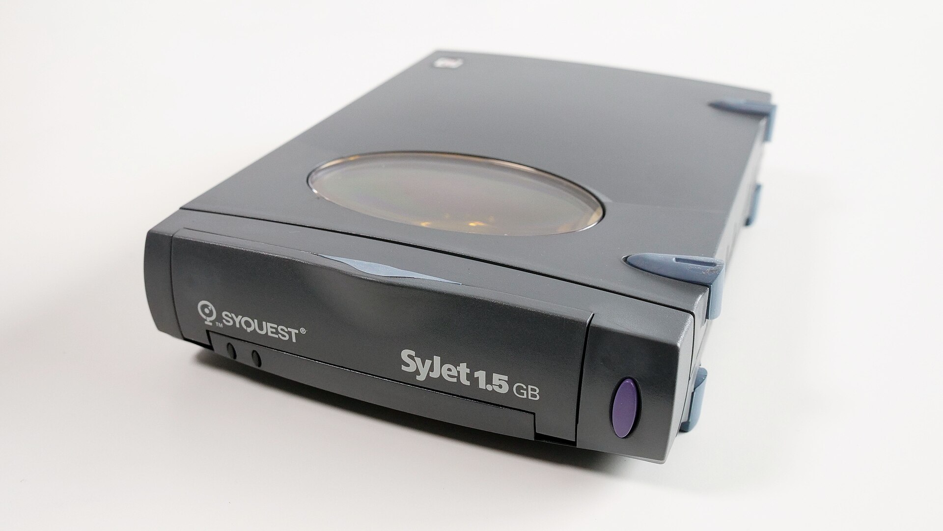 An external SCSI drive for SyQuest SyJet 1.5 GB media, c. 1997.